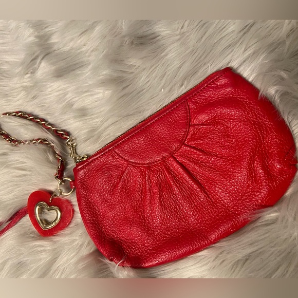 BeBe - Picture 2 of 4